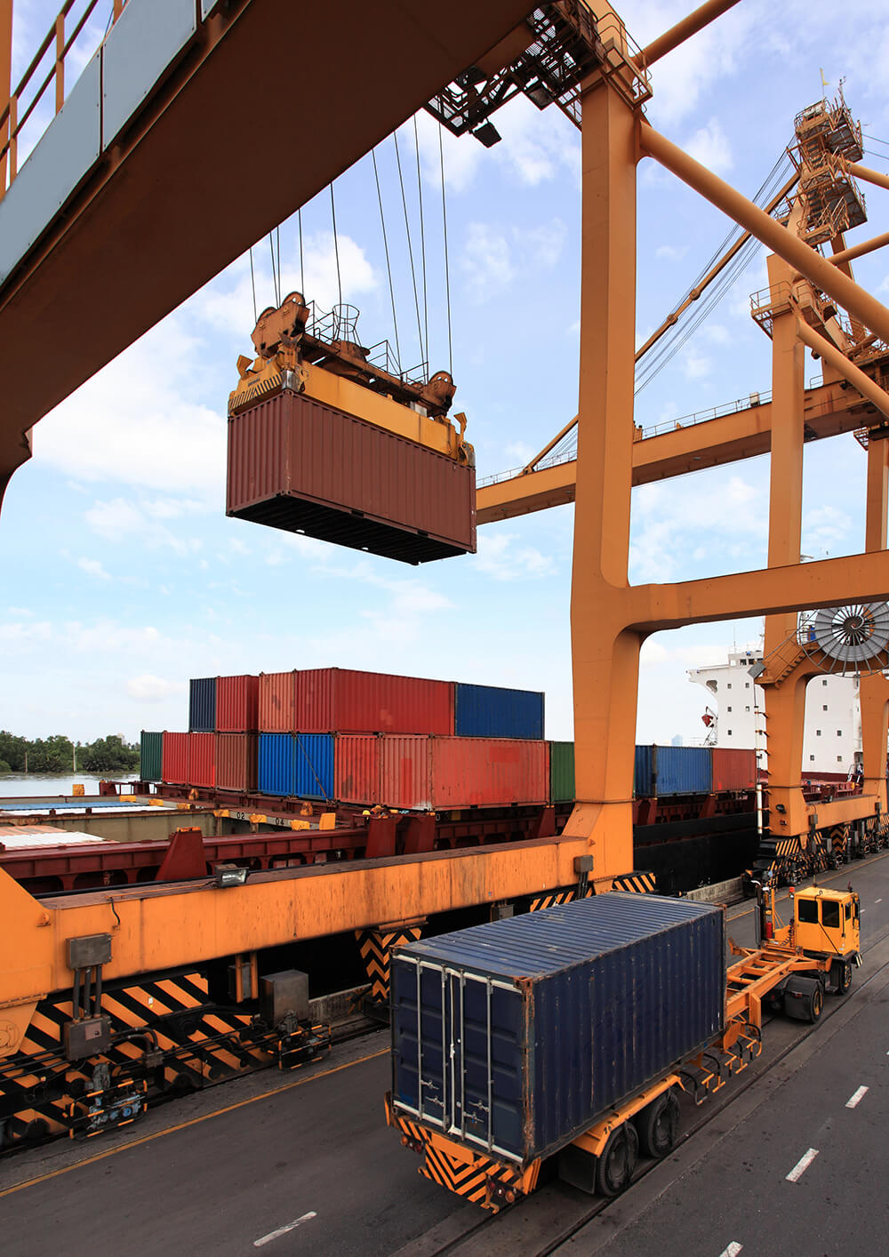 Logistics & Warehousing